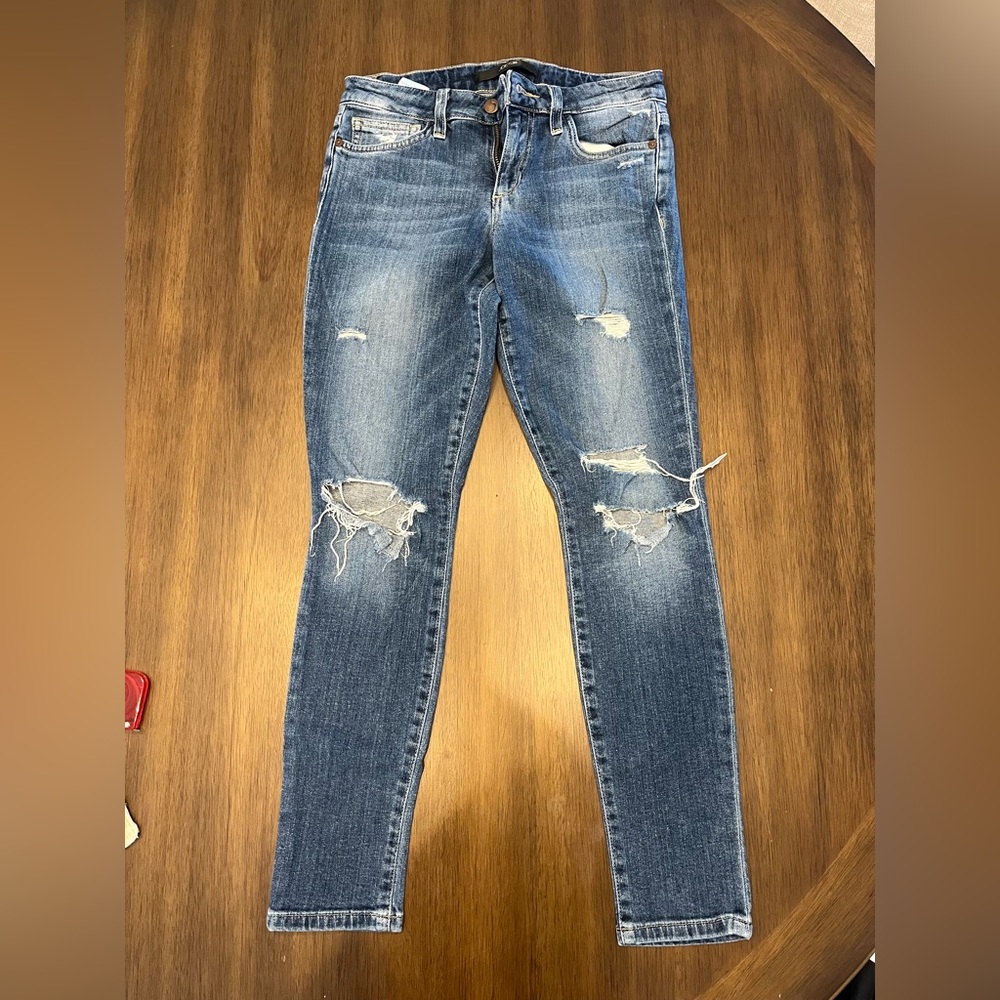 Joes Skinny Ankle distressed jeans